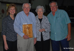 Peterson Family receiving TNLA Award in 2009